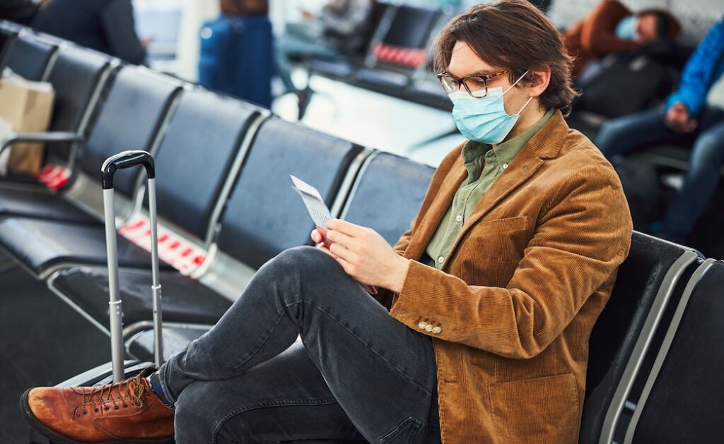 Faux pass sanitaires : la mise en garde de l’Assurance Maladie